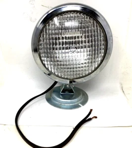 Vintage Sealed Beam Spotlight Car Tractor Rat Rod GE - Picture 1 of 7