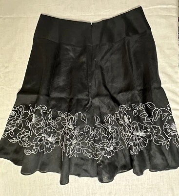 Jones New York Signature 14W Black Linen A Line Skirt White Floral Embroidered - Image 1 of 4