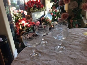 Bohemian Crystal Import Associates~Cascade~Set of 4 Champagne Coupe Glasses - Picture 1 of 6
