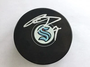 Disco de hockey Seattle Kraken de Ryan Donato autografiado firmado b - Imagen 1 de 1