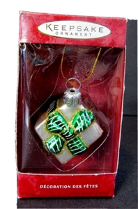 LIL' GIFT grüne Schleife Vintage Punze Mini mundgeblasen Weihnachten Orn. Polen 2000 - Bild 1 von 4