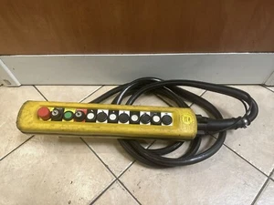 Telemechanik Anhängerkran Fernbedienung - Bild 1 von 2