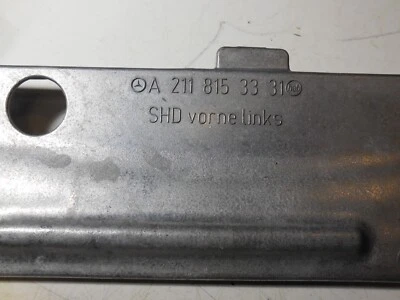 Mercedes Benz E320 2005 techo lateral izquierdo mango soporte de metal A2118153331 Foto 1 de 4