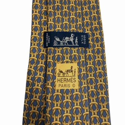 Corbata para hombre Hermes bridas ecuestres azul/dorado seda 7885 MA 3,5" (W) x 60" (L) usada en excelente estado Foto 1 de 4