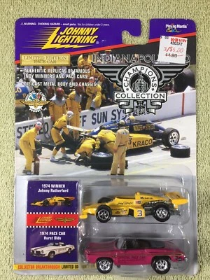 Johnny Lightning 1974 1996 Johnny Rutherford & Olds Pace Car 1/64 diecast 4 Foto 1 de 3