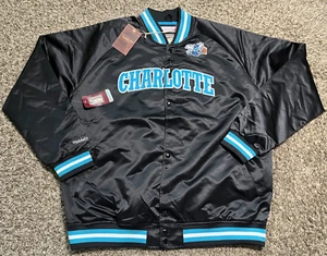 NUEVA Chaqueta Mitchell & Ness Charlotte Hornets NBA Ligera Abotonada (2XL) - Imagen 1 de 6