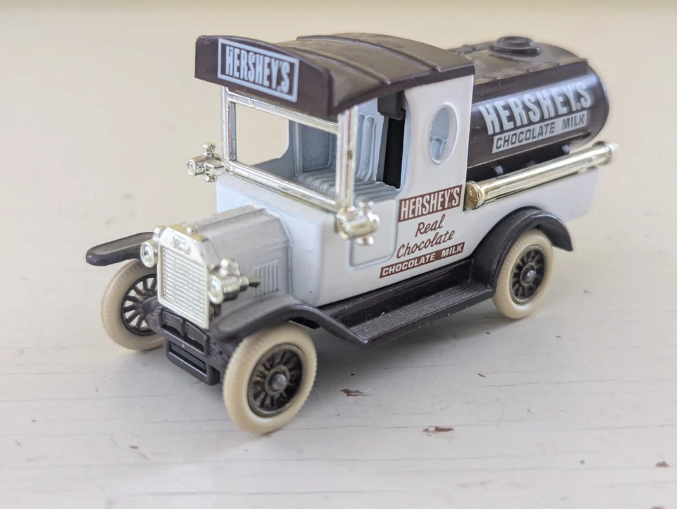 1983 Hartoy Lledo "Days Gone", "Hershey’s Chocolate Milk", Diecast, Ford Model T - Image 1 of 4