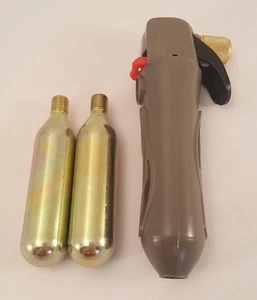 CO2 Power Cleaner Reusable Air Duster PC Kit C02 inflator w/ 2 cartrdge  TFGRY2 - Picture 1 of 7