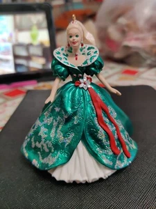 Vtg Hallmark Keepsake Holiday Barbie 1995 Collector Series Handcrafted Ornament - Picture 1 of 5