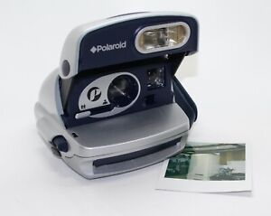Polaroid P600 Instant Camera - Tested with film and fully working inc. flash