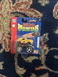 Washington Redskins NFL 2005 Fleer Friction Mini Monster Truck Ford F-350 - Picture 1 of 4