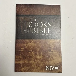 NIV The Books of the Bible Paperback The New Testament - Picture 1 of 8