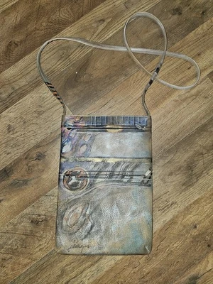 Bolso Bandolera Jane Yoo Painter Usable Arte Pintado a Mano Firmado 3 Bolsillos Cuero Foto 1 de 4