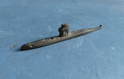 Star Metall Modell 61 - 1:1250 schwedisches U Boot Laxen Kriegsmarine schwarz - Bild 1 von 3