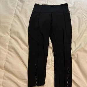 Lululemon Women's Fast Free Crop II *Nulux 19" Black (First Release) Size 4 - Picture 1 of 10