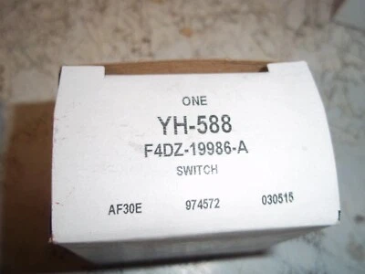 Interruptor de controle de ventilador HVAC Motorcraft YH-588 - Imagem 1 de 2