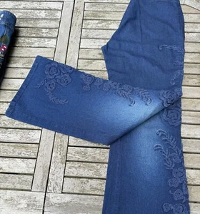 jeans, schlaghose, MADELEINE,Stretch 42, aufwändige Kordelstickerei, attraktiv - Bild 1 von 4