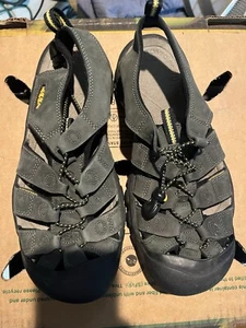 KEEN Hiking Sandals Womens size 9.5 Closed Toe Waterproof - Picture 1 of 8