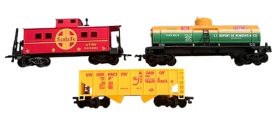Ho Scale Train Car Lot Of 3 Sante Fe Caboose Union Pacific Dupont RR Railroad Ca - Image 1 of 4