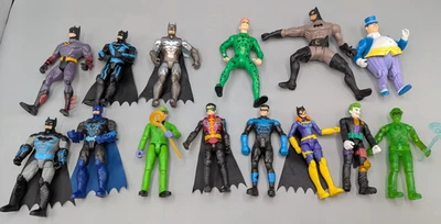 LOT 14 VINTAGE 90s BATMAN MISC ACTION FIGURES DC JOKER PENGUIN RIDDLER KENNER - Image 1 of 4