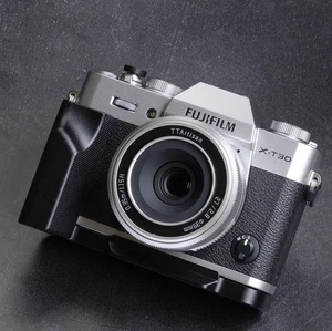 Impugnatura L Full-Metal con texture antiscivolo per Fujifilm X-T30 X-T30 II XT-30 III - Foto 1 di 24