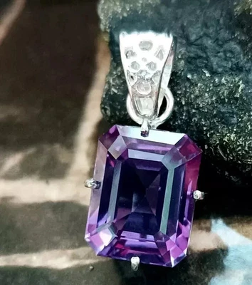Collar colgante de piedras preciosas de alejandrita de 10 quilates regalo para mujer/ella en plata Foto 1 de 4