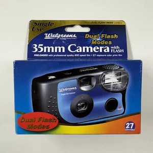 VTG NOS Walgreens 35mm Single Use Camera Dual Flash 27 Exposures 400 Speed Film - Picture 1 of 4