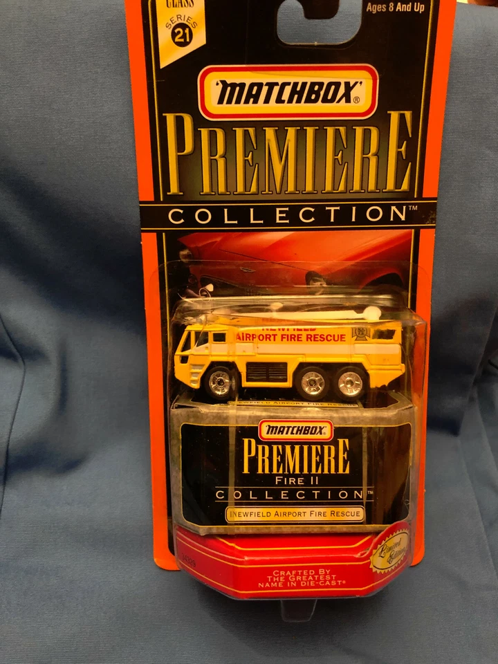YELLOW NEWFIELD AIRPORT RESCUE FIRE II PREMIERE COLLECTION SERIES 21 MATCHBOX - Image 1 of 1