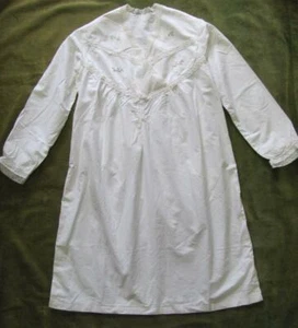 VINTAGE HAND EMBROIDERED LADIES COTTON NIGHTGOWN DRESS  - Picture 1 of 12