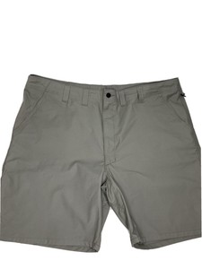 Chino de tamaño regular de hombre 