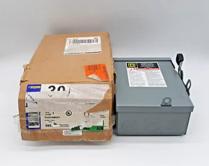 Square D DU221RBUP1 30A Enclosed Switch - Picture 1 of 4