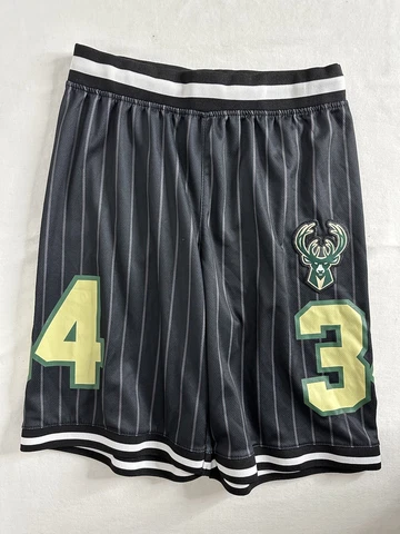 NBA Muilwaukee Bucks Giannis Antetokounmpo No. # 34 MenS Basketball Shorts Small Cover