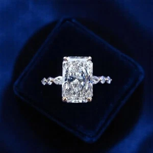 Alianza de oro blanco de 14 k con diamantes de corte radiante cultivados en laboratorio de 3,50 quilates con certificación IGI - Imagen 1 de 11