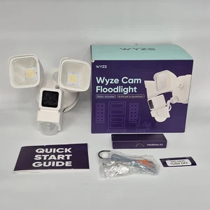Wyze Cam Floodlight v3 1080p HD IP65 WiFi Smart Security Cam 2600LM Open Box - Picture 1 of 21