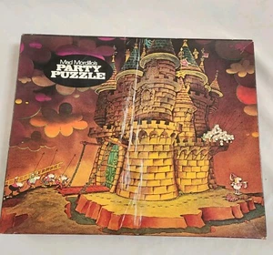 Mad Mordillo's Party Puzzle #3217 Castello dei Cartoni Animati Vintage Playfair 1 PC MANCANTE - Foto 1 di 14