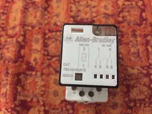 Allen Bradley 700-HA32A12 Series D Type H Bulletin 700 Relay  - Picture 1 of 4