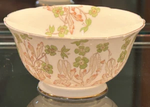 Playful Shelley Hedgerow Ideal China BOWL Green Pansies & Reddish Foliage VTG FS - Picture 1 of 11