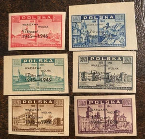 Polonia - Liberazione di Varsavia - 1946 - Sc#383-388 - MH - Catalogo $8,70 - Foto 1 di 2
