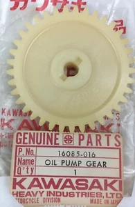 Genuine Kawasaki NOS 16085-016 Oil Pump Gear 1971-1979 F6, F7, KD175, KE175 - Picture 1 of 4