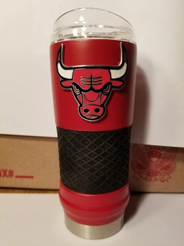 NEW!! NBA Chicago Bulls 18oz "Draft" Insulated Tumbler Cover