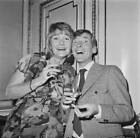 English actors Sheila Hancock and Kenneth Williams 1973 OLD PHOTO