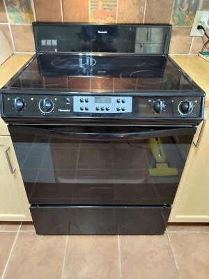Thermador Range 30" Black Good Condition - Image 1 of 2