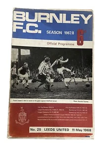 BURNLEY V LEEDS UNITED - DIVISION ONE - 11/5/1968 - Picture 1 of 1
