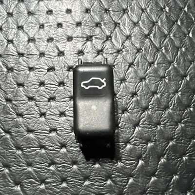 90-02 梅赛德斯 R129 SL500 SL320 后备箱盖释放启动按钮 1298212751 原始设备制造商 — 第 1/4 张图片