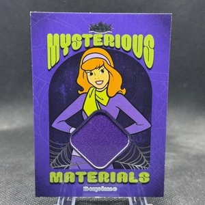 2025 Fleer Scooby Doo Mysterious Materials Daphne Purple Dress #MY-3 - Picture 1 of 2