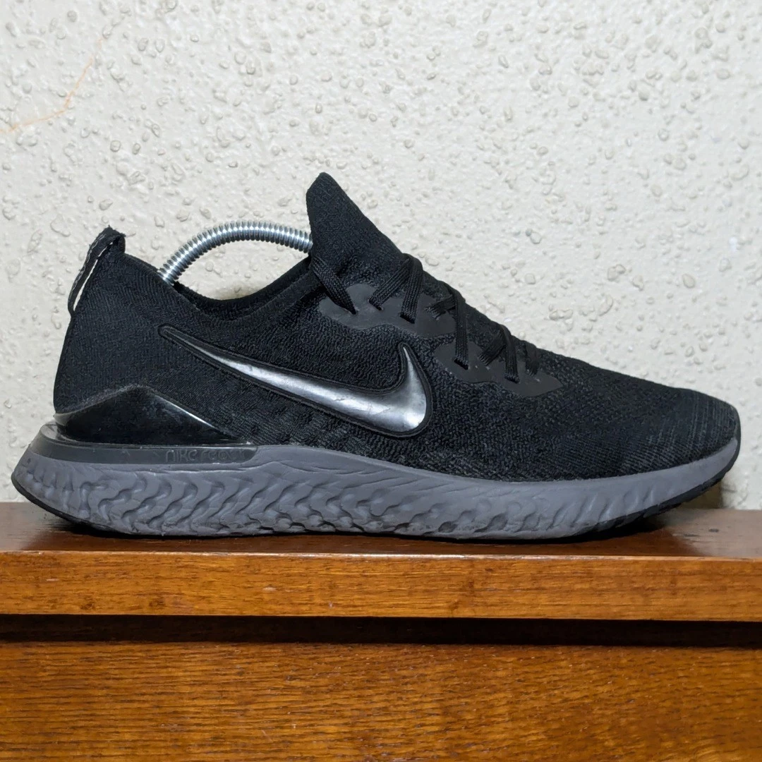 Nike Epic React Flyknit Triple Black for Sale | Authenticity