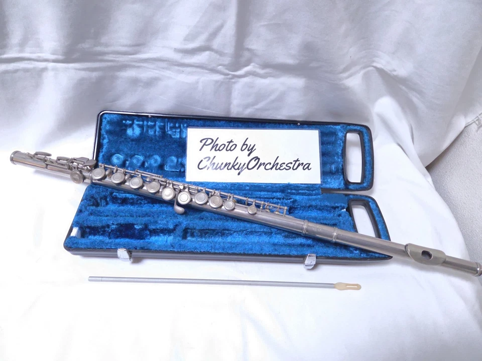 Yamaha YFL-23 Flute Nickel Silver Tested Key Action w/ Case Japan #2356 - Image 1 of 4