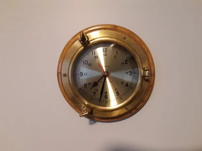 Reloj de ojo de buey de cuarzo con tiempo de envío de colección... 10" Foto 1 de 3
