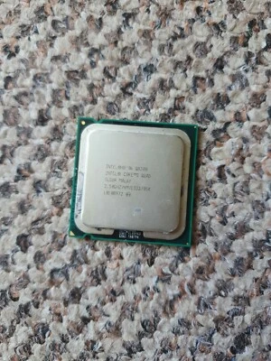 Intel Q8300 Quad Core 2.5Ghz 1333Mhz  - Image 1 of 3