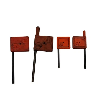 Lot of 4 SFS T15 x 2 Pieces , 2 Pieces T10 Torx Wrenches - Image 1 of 4